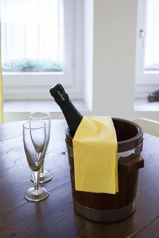 Stayingirona. Apartamento Cava