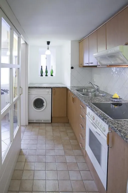 Stayingirona. Apartamento Cava Spain