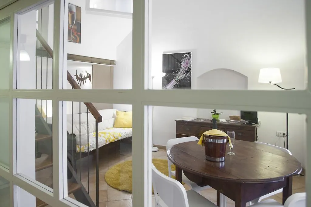 Stayingirona. Apartamento Cava